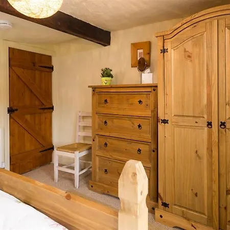 Holly At Apartament Cartmel